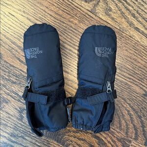 The North Face Black Insulated Toddler Infant Mittens